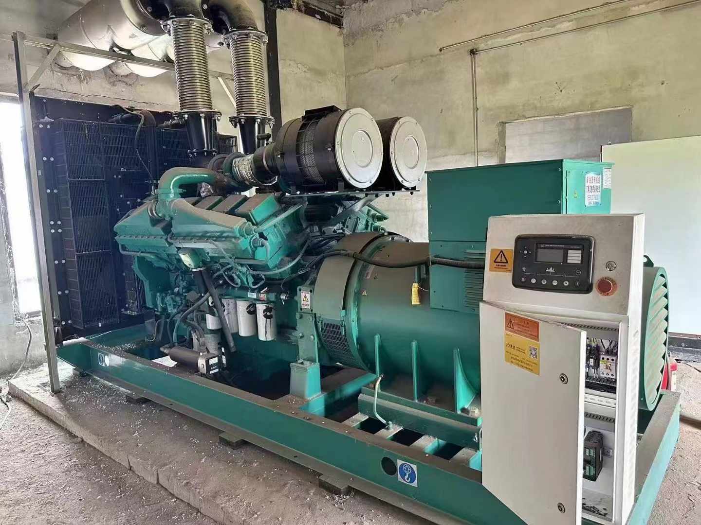 翁源无功补偿装置的性能评估需要考虑哪些因素？