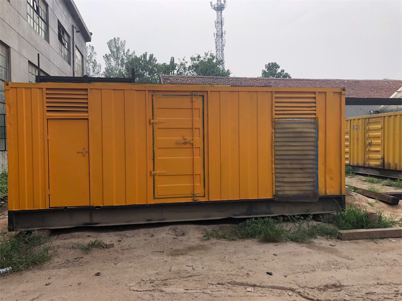 翁源发电机出租进行负载测试时，电瓶电量不足的具体判断标准是什么？